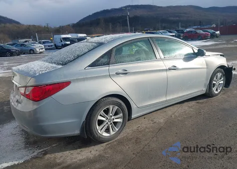 2013 Hyundai Sonata Gls z USA, uszkodzony, nr VIN 5NPEB4ACXDH795938